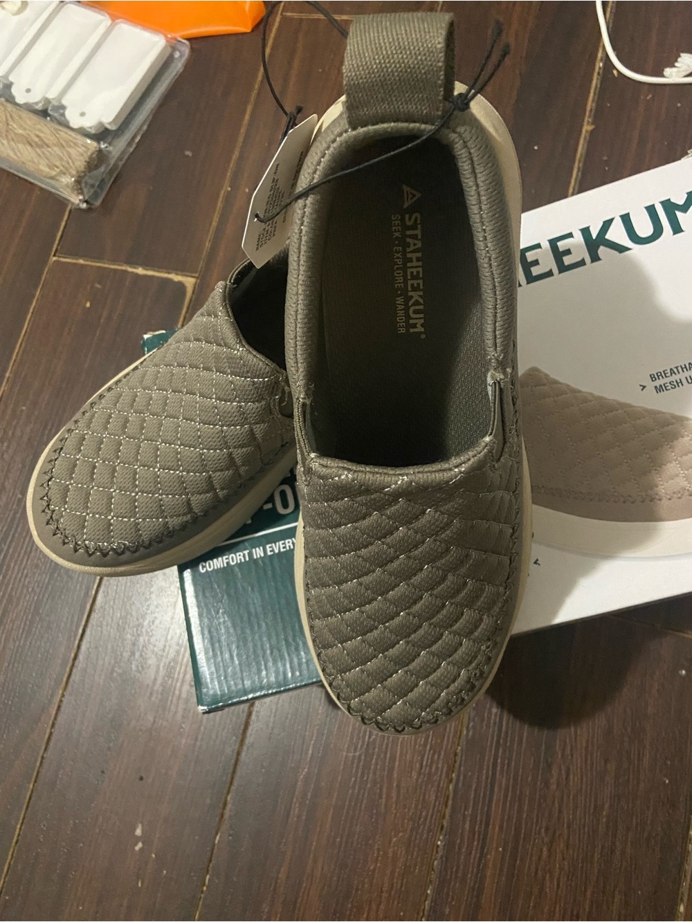 NEW Staheekum Women's Quilted Cushioned Footbed Slip On Shoes - Taupe - 6